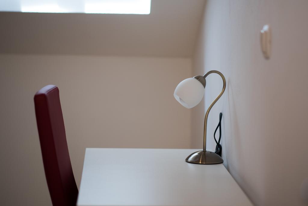 Apartman Marinko Кърк Екстериор снимка